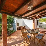 Due Mari Villa